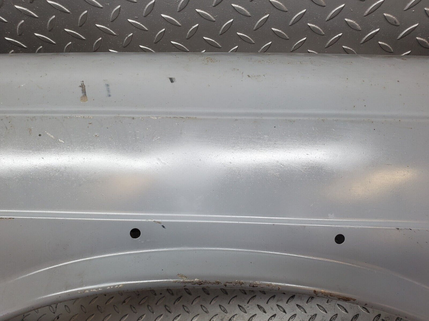 44445 Mercedes-Benz W123 280E Front Left Wing Fender