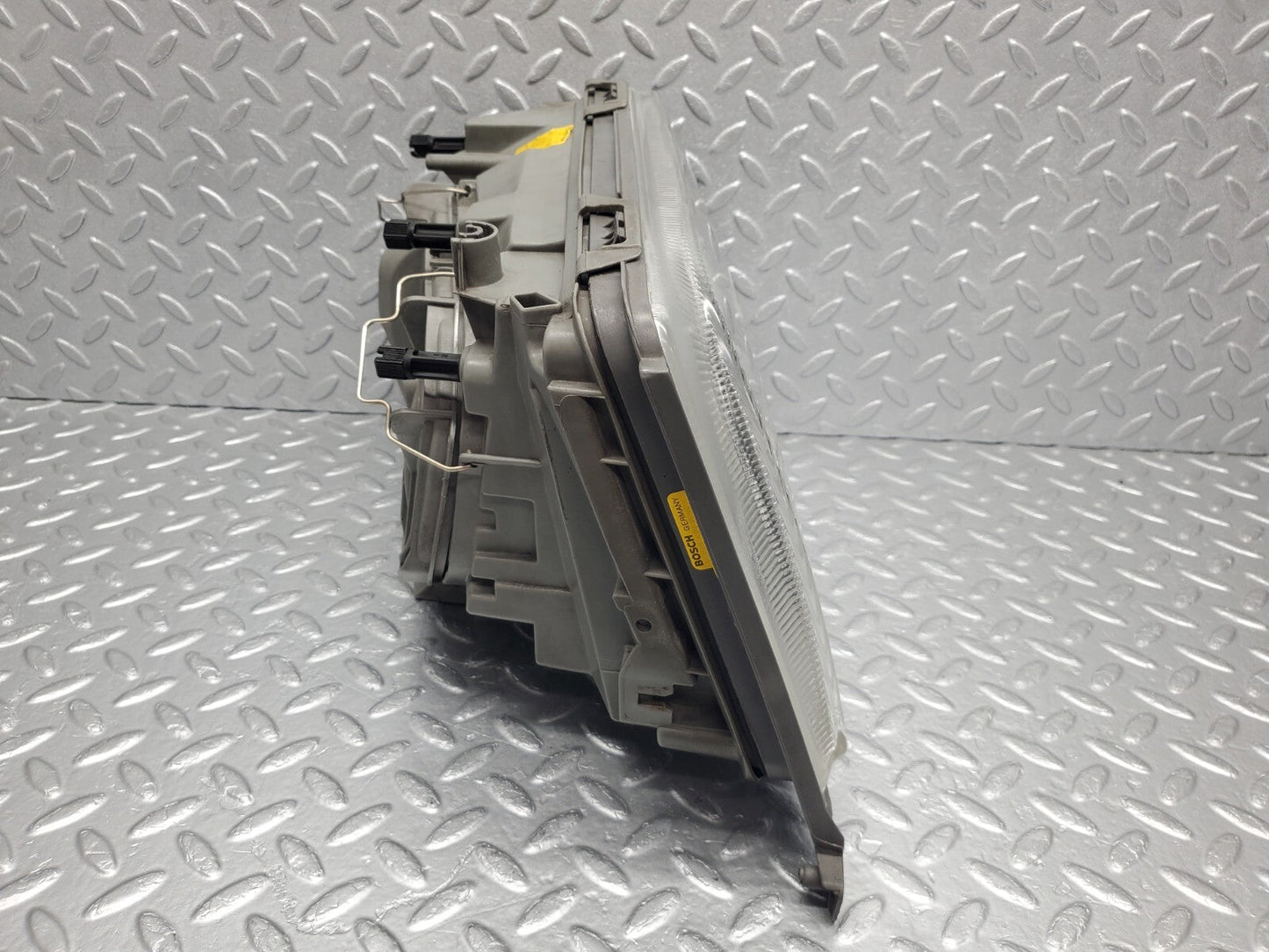 45050304
