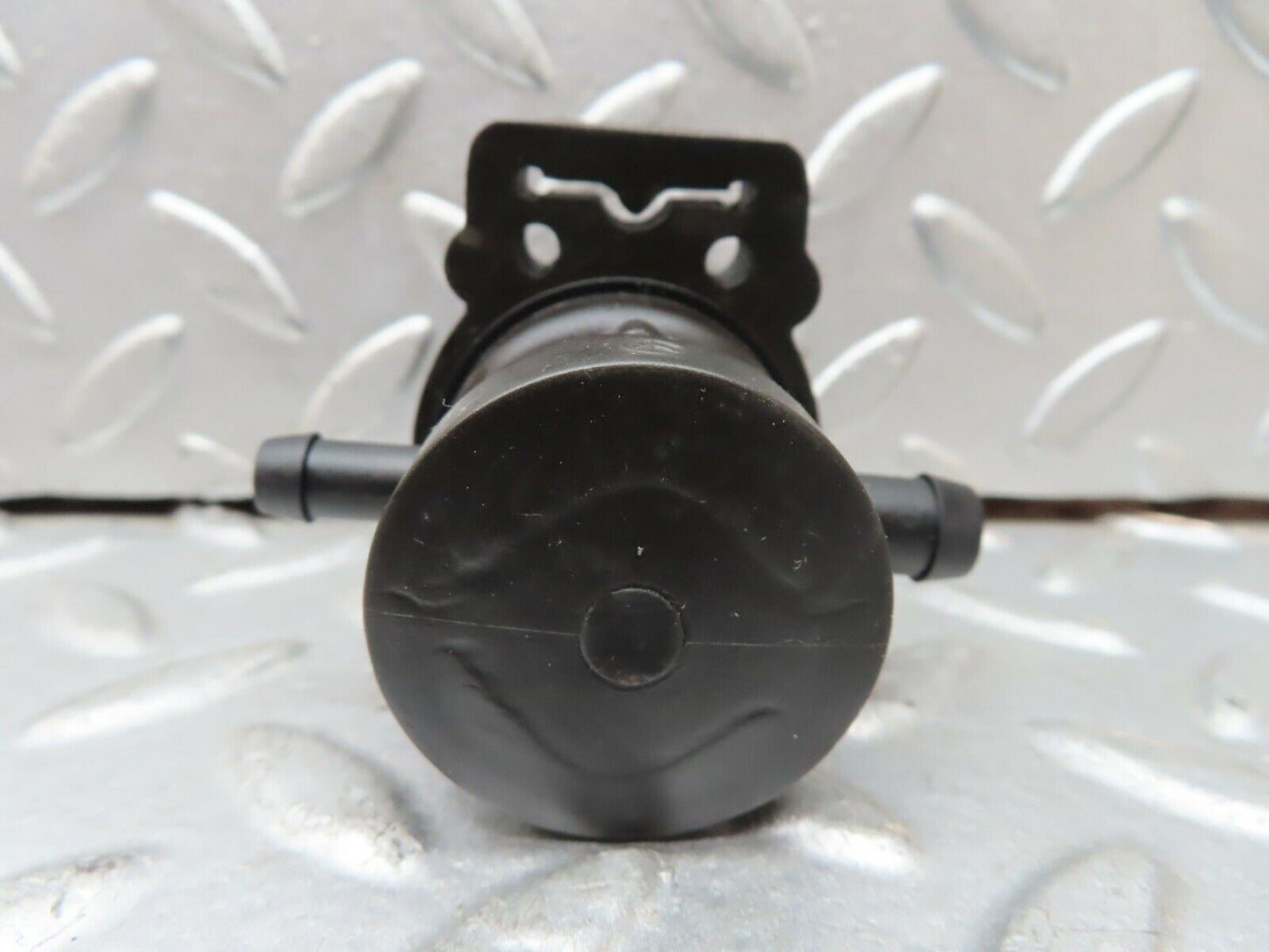 19447 Mercedes-Benz C140 CL420 Coupe Vacuum Valve 0004702093