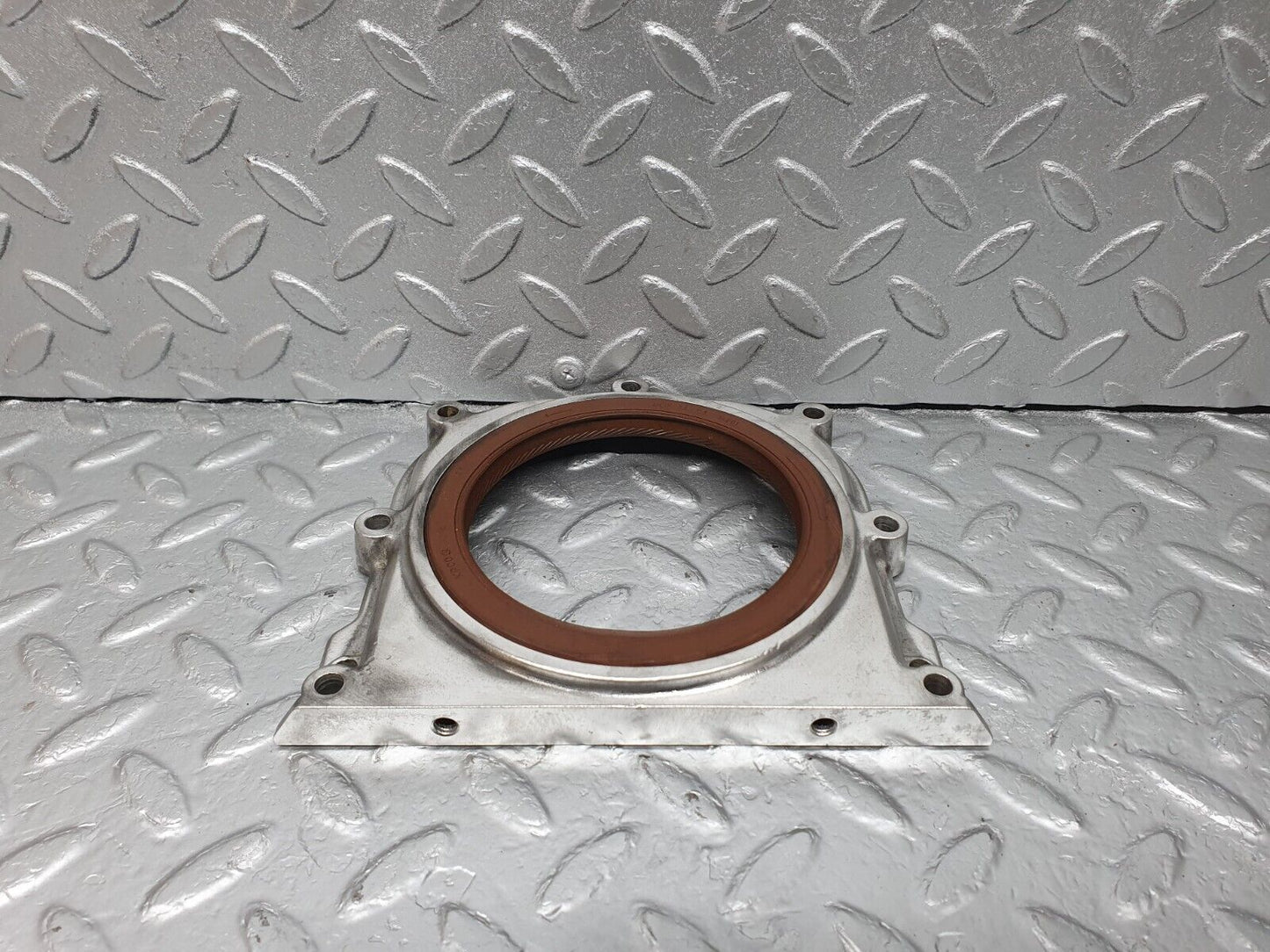 43063 Mercedes-Benz W123 Crankshaft Rear Sealing Cover 1020110508