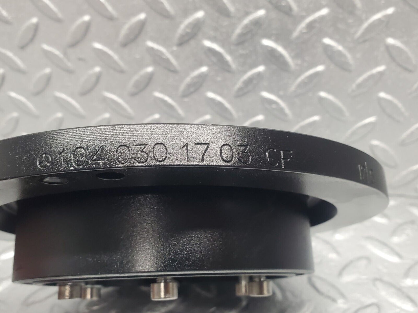 46174 Mercedes-Benz W124 280E Crankshaft Vibration Damper 1040301703