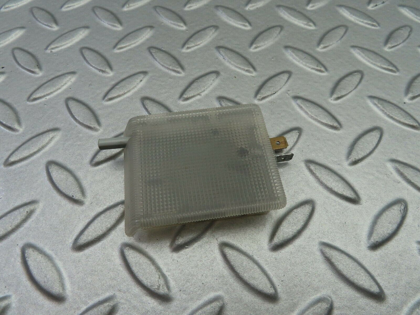7124 Mercedes-Benz S124 E220 Wagon Glove Box Light