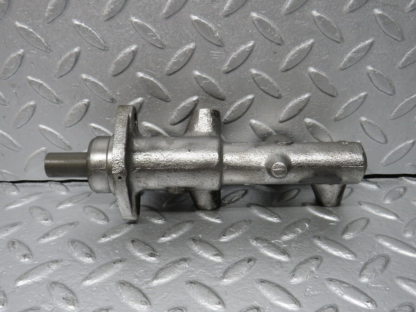 39199 Mercedes-Benz R107 500SL Brake Master Cylinder ATE