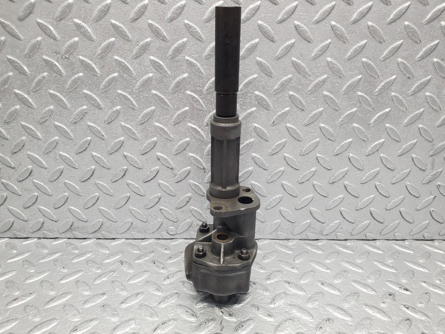 W112 oil pump used OEM
