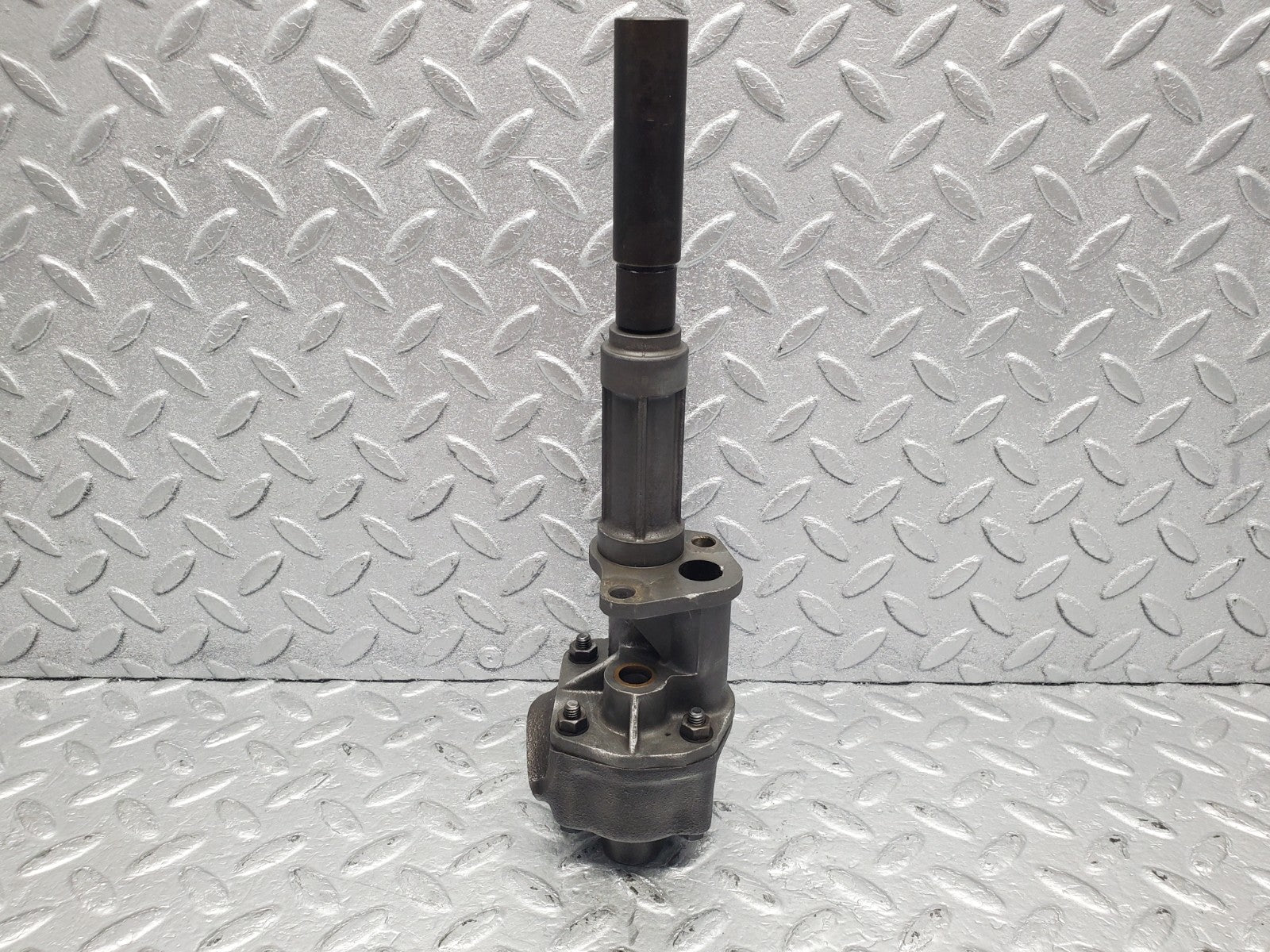 W112 oil pump used OEM
