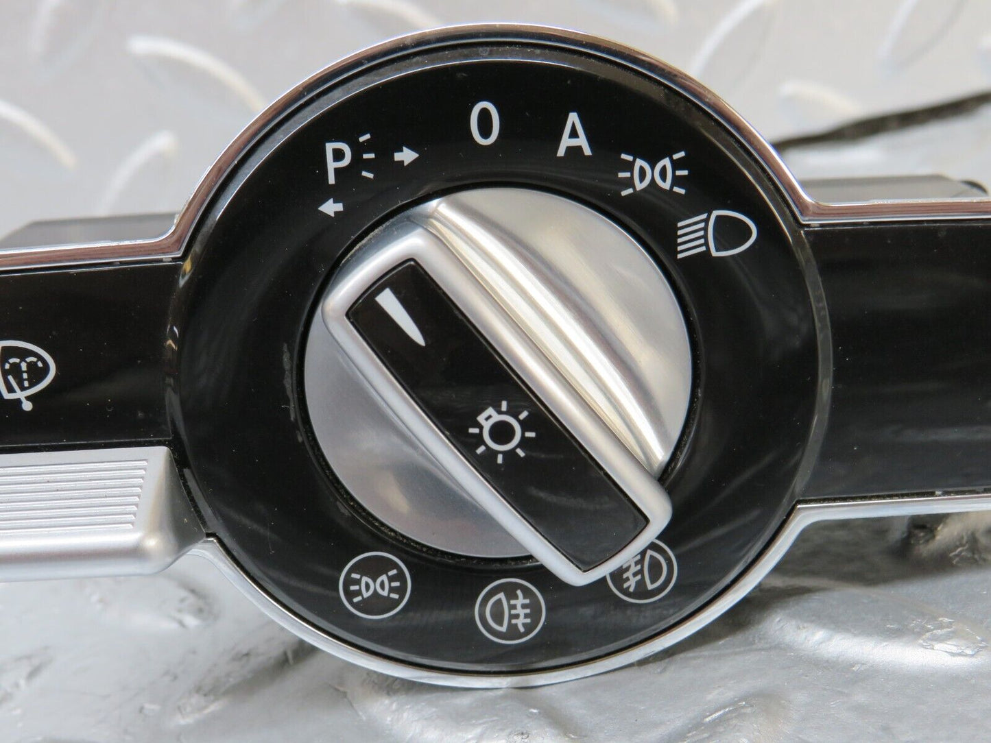 35141 Mercedes-Benz W221 Headlight Switch 2215451104