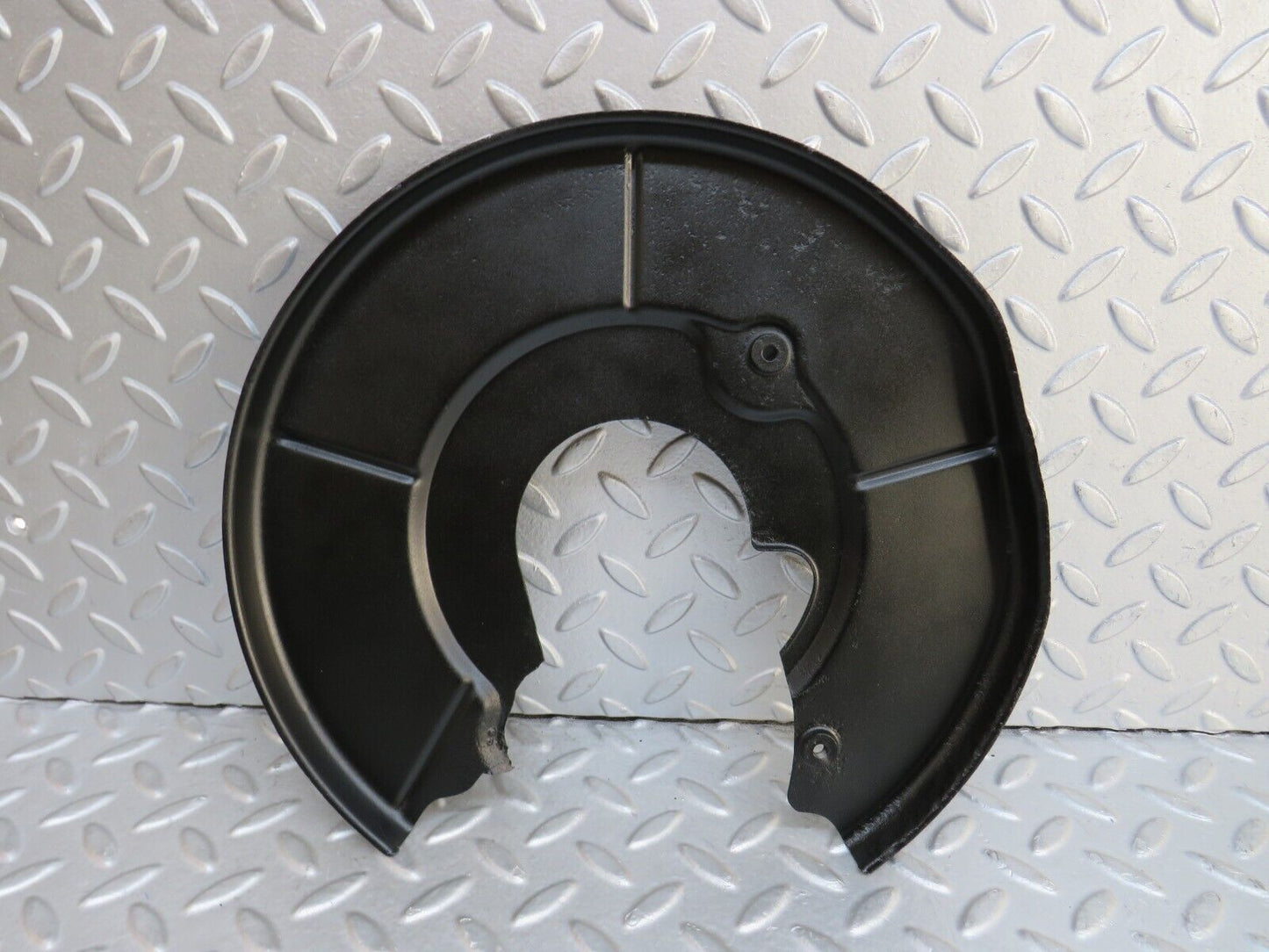 37658 Mercedes-Benz W109 300SEL Front Left Brake Disc Protection Plate