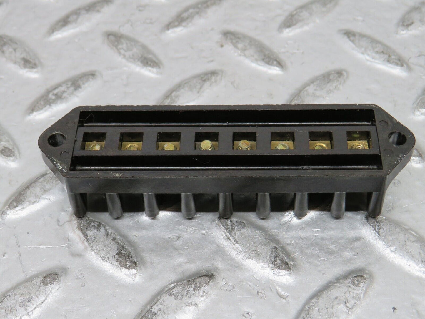 28492 Mercedes-Benz S123 240D Wagon Cable Wire Connector