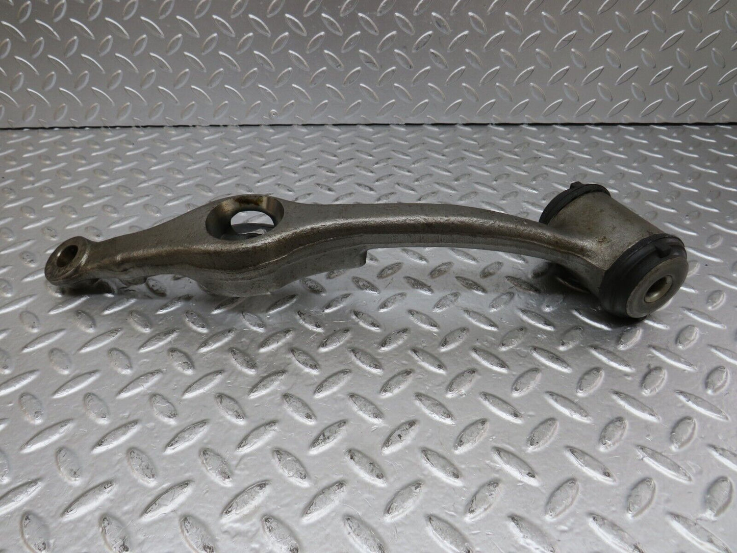 27074 Mercedes-Benz W123 280E Front Left Lower Control Arm New 22WSW