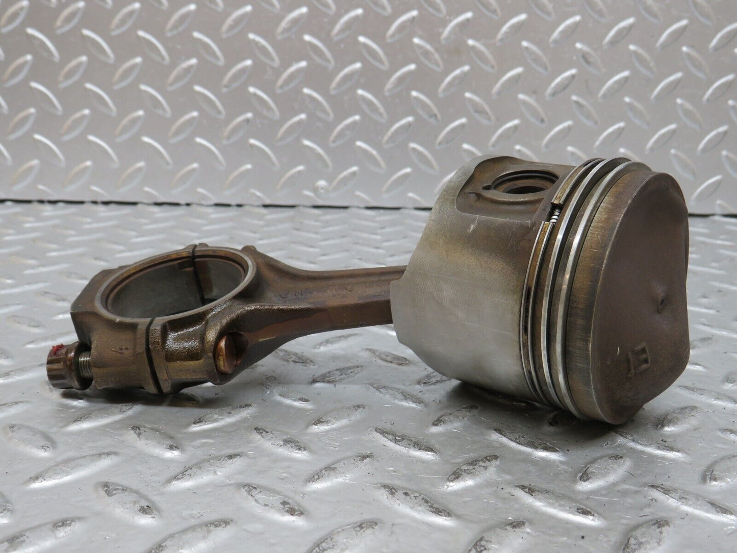 28159 Mercedes-Benz W123 280E Piston With Connecting Rod 85.986 mm 11004