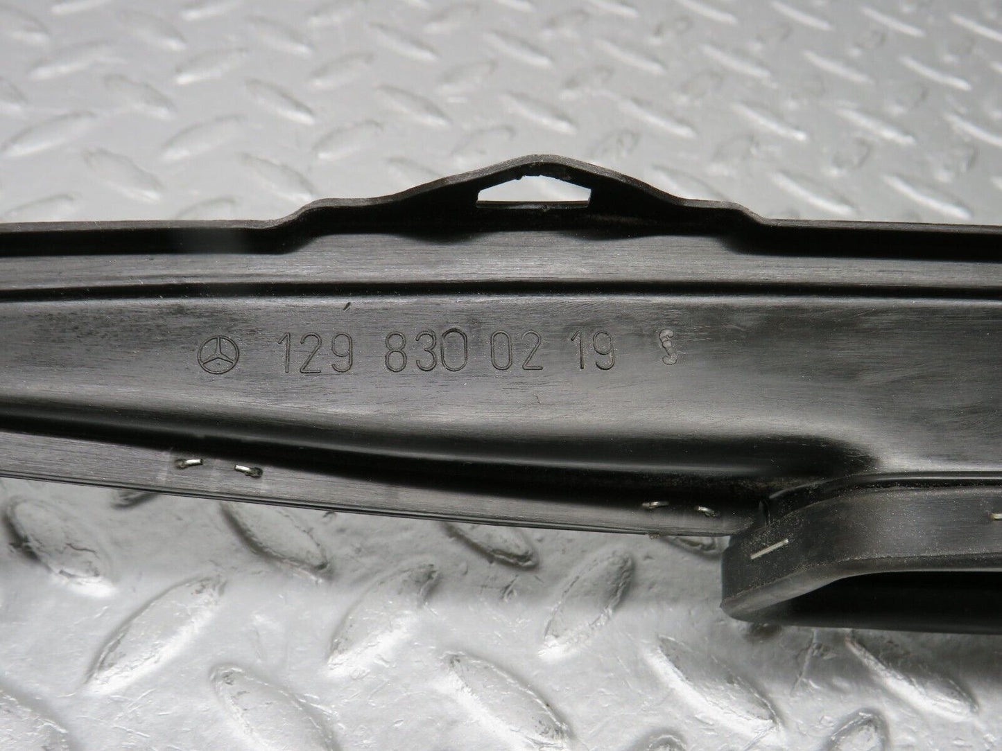38558 Mercedes-Benz R129 280SL Coupe Dashboard Air Vent Duct 1298300219 1298300119