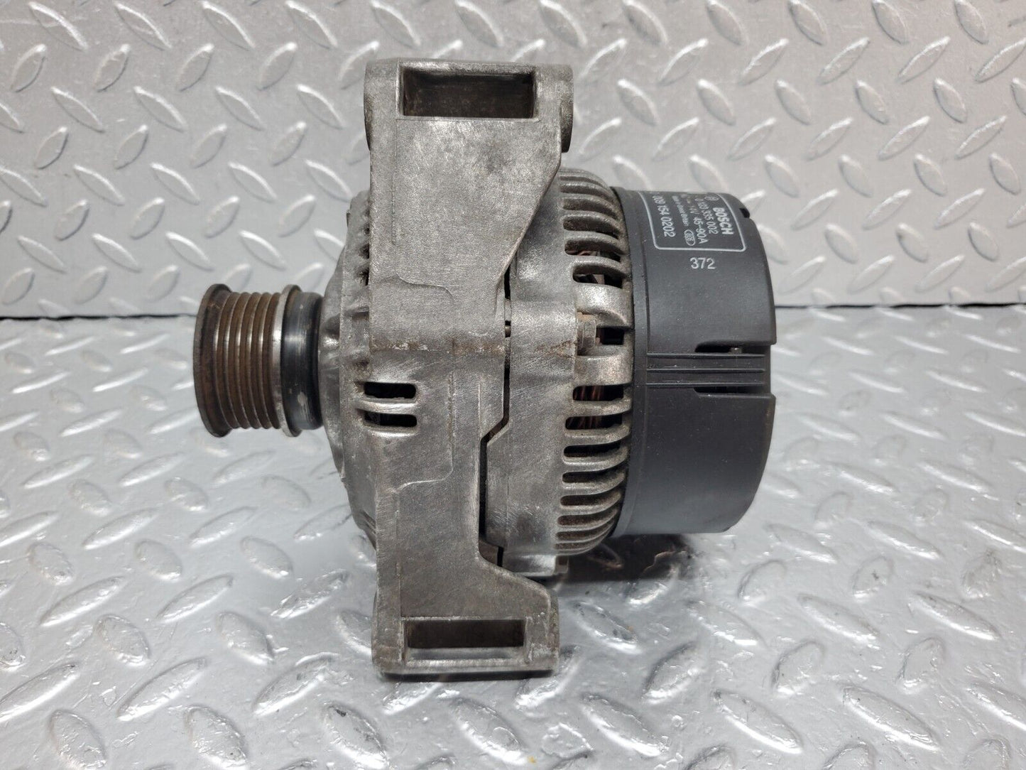 44854 Mercedes-Benz W124 220E Alternator Generator Bosch 0091540202 0123335002