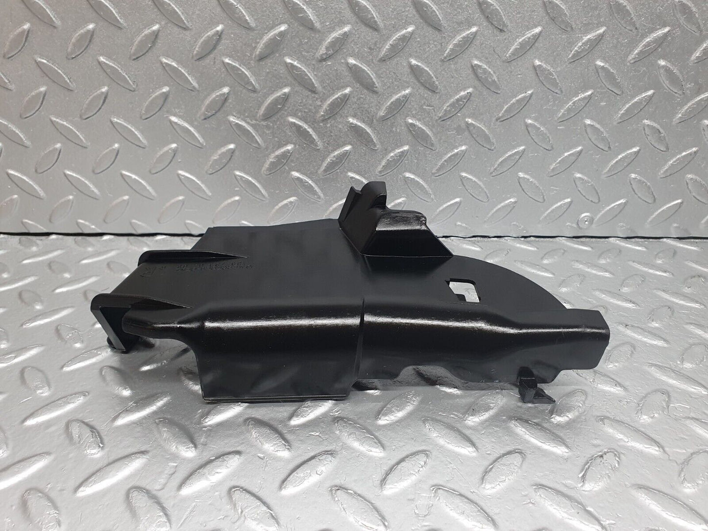 40907 Mercedes-Benz W126 300SE Front Right Door Lock Inner Cover 1267230408
