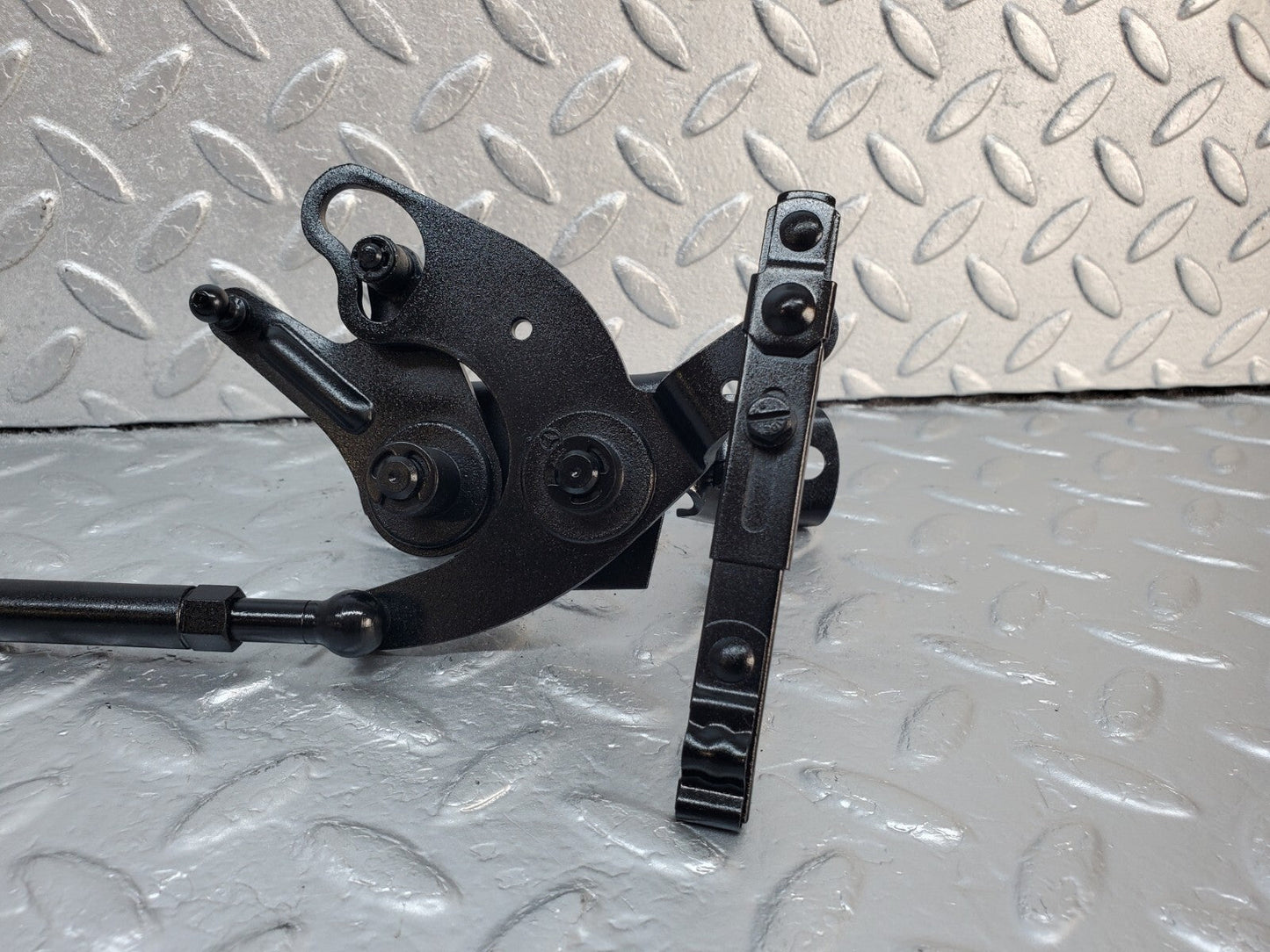 W126 throttle linkage used OEM