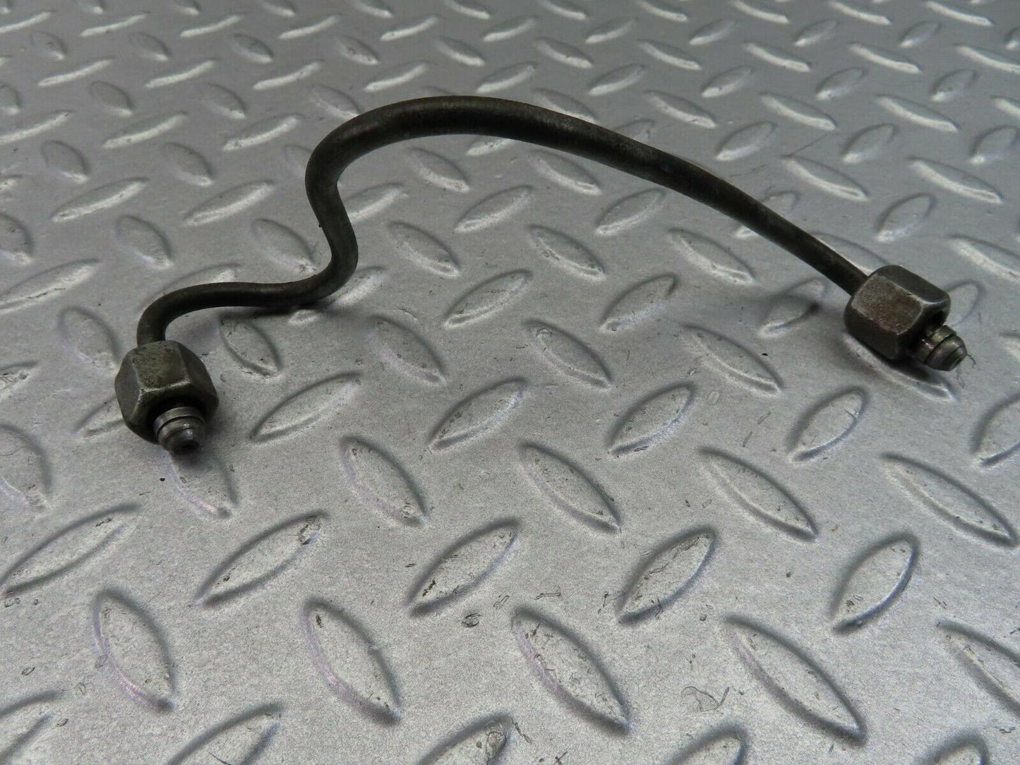7977 Mercedes-Benz W115 220D Fuel Line Hose Set With Bracket