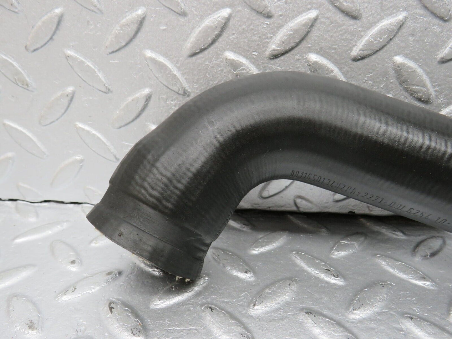 39874 Mercedes-Benz R107 350SL Radiator Hose Pipe 1165013482