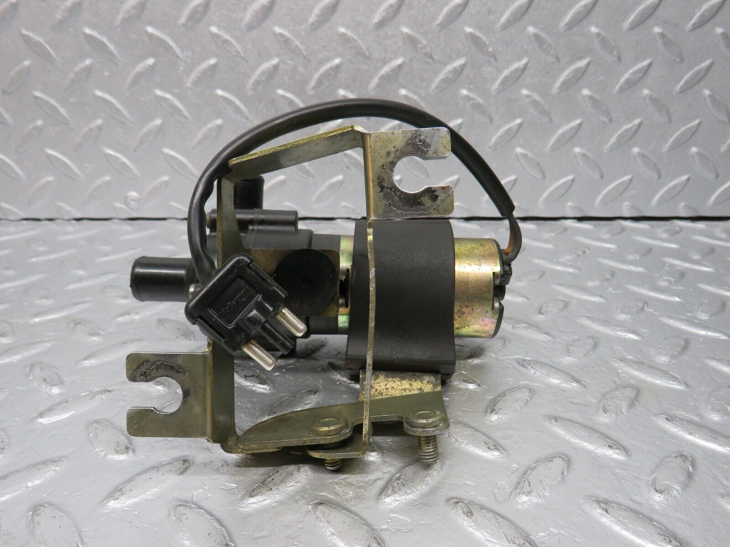 39472 Mercedes-Benz R129 320SL Coupe Heating Water Pump 0018351064
