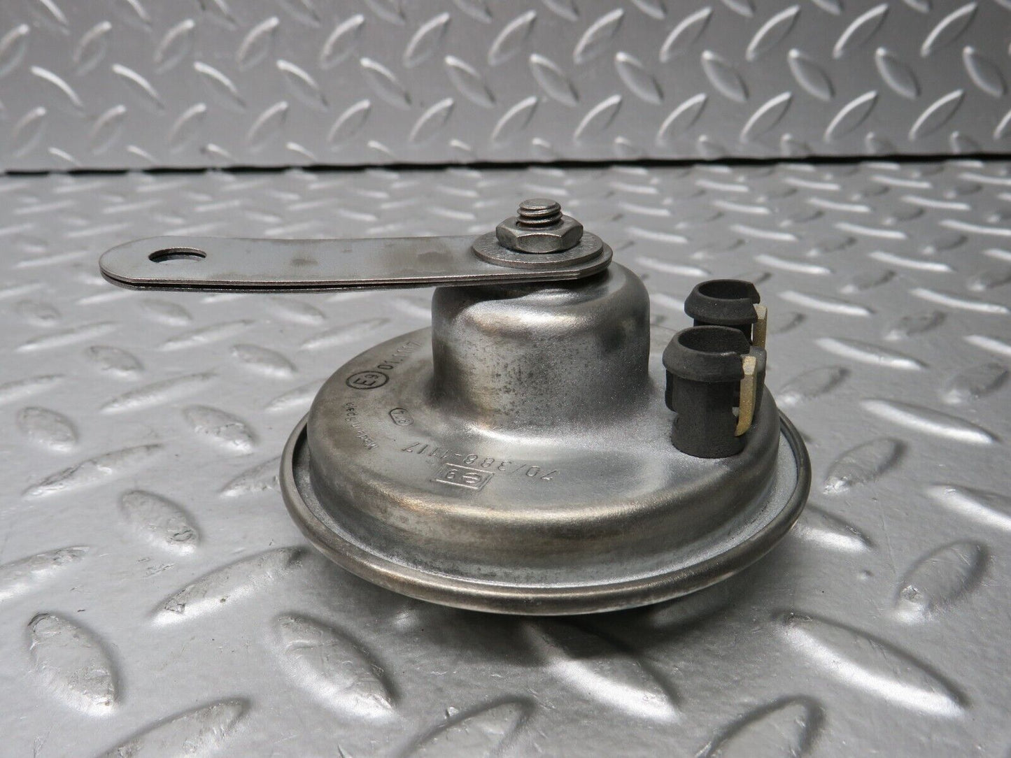 30312 Mercedes-Benz W124 230E Horn Bosch CH2001