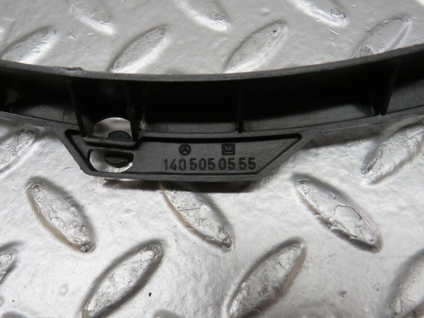 25002 Mercedes-Benz W140 S320 Radiator Fan Shroud Cover Ring 1405050555