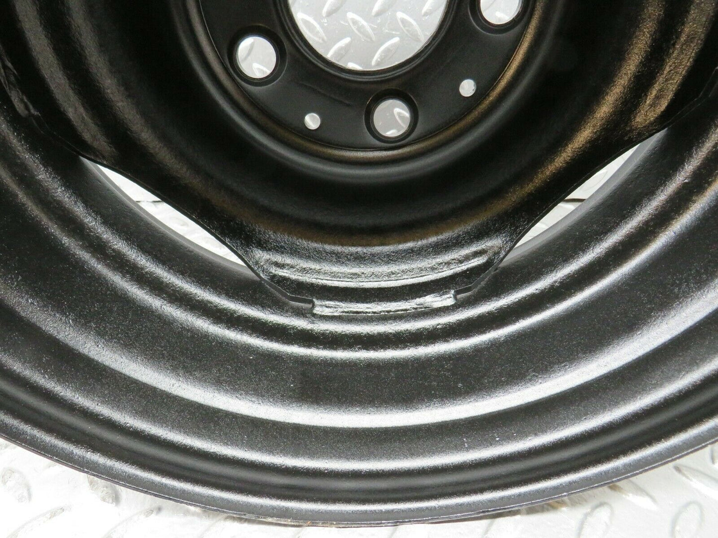 23690 Mercedes-Benz Steel Wheel 5.5Jx14H2 ET35 1154001302