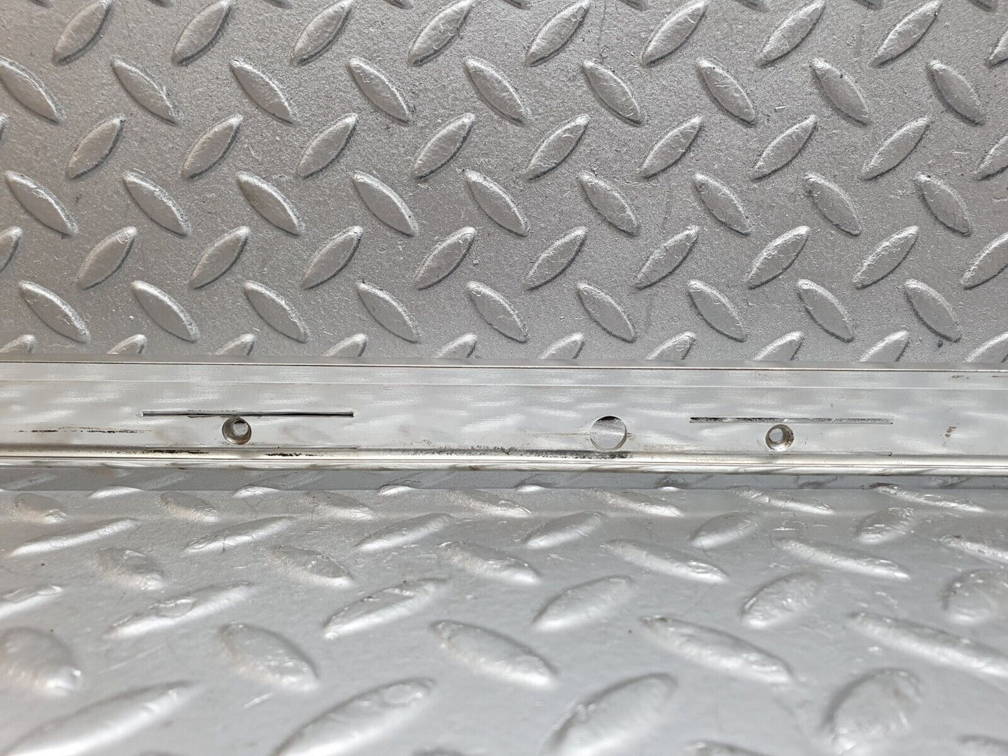 44201 Mercedes-Benz C123 230CE Coupe Chrome Roof Trim Cladding Left Side