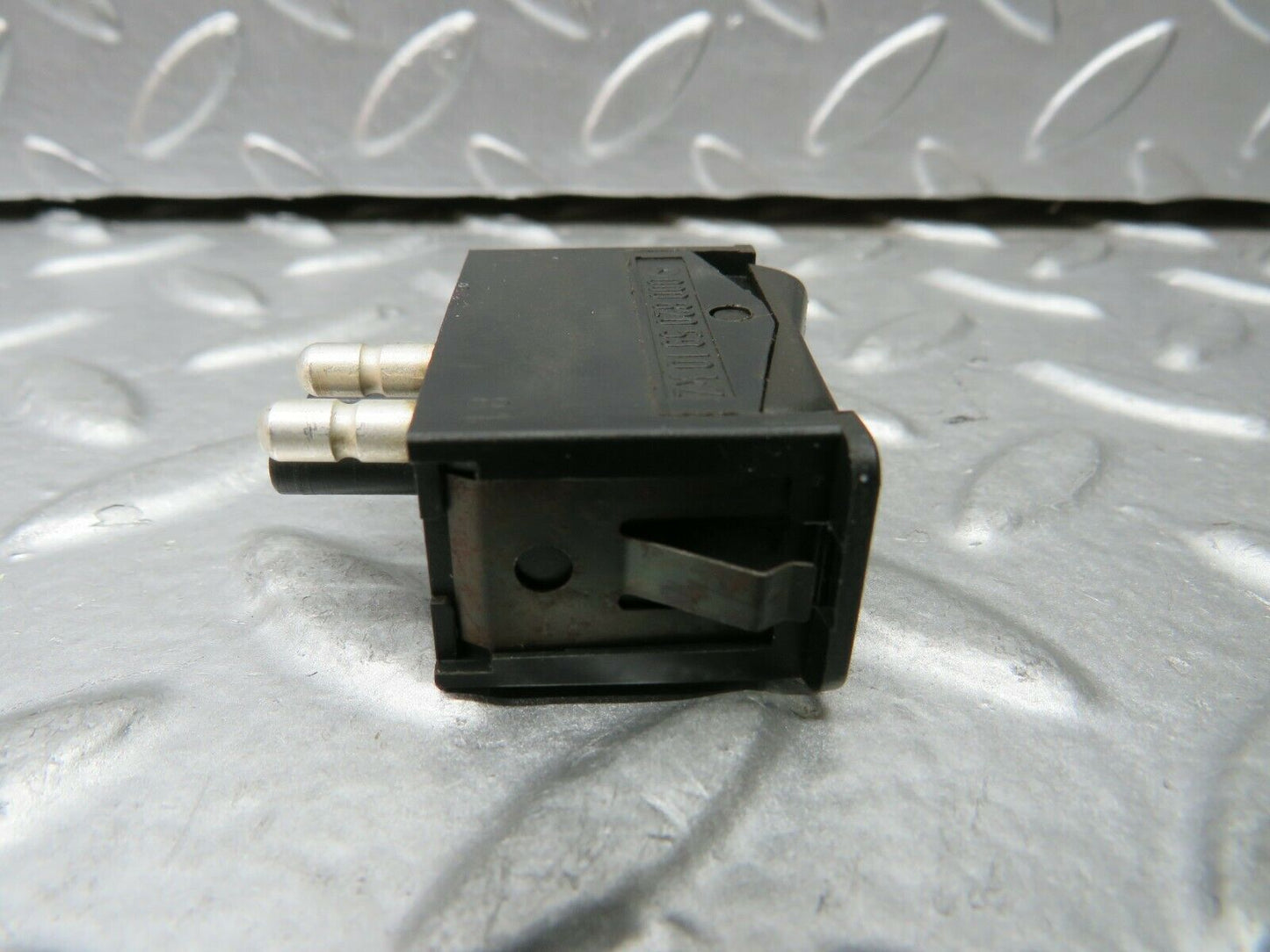 23156 Mercedes-Benz C123 230CE Coupe Interior Light Switch 0008205910