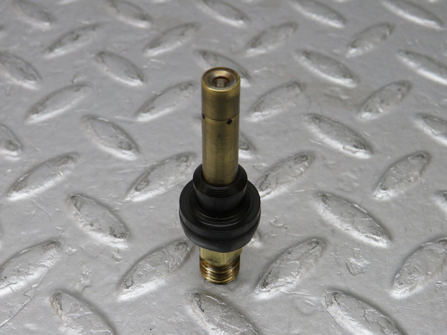 36705 Mercedes-Benz W201 190E Fuel Injector 0437502047