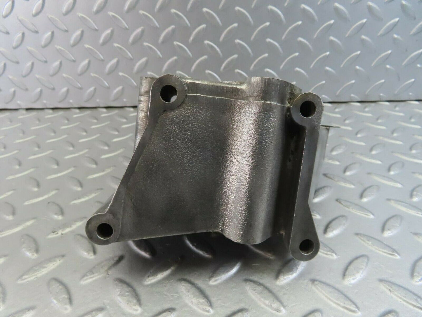 10050 Mercedes-Benz C123 230CE Coupe Power Steering Pump Bracket 1234660041