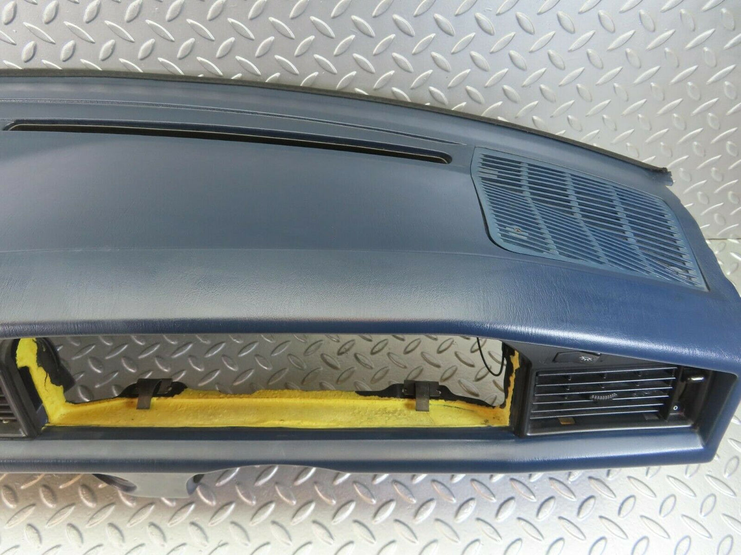 10548 Mercedes-Benz W201 190E Complete Dashboard Blue