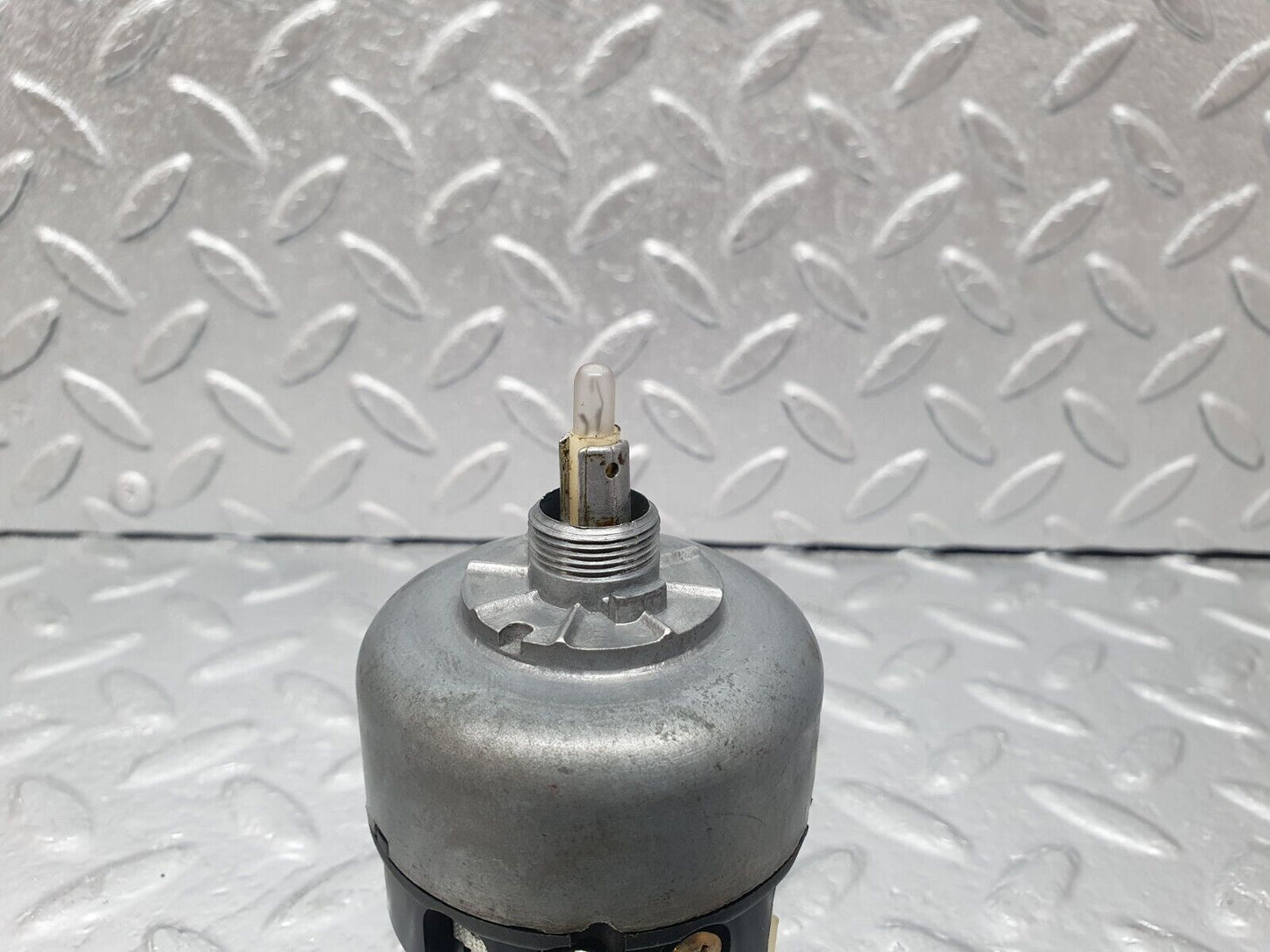 43534 Mercedes-Benz C126 380SEC Coupe Headlight Switch