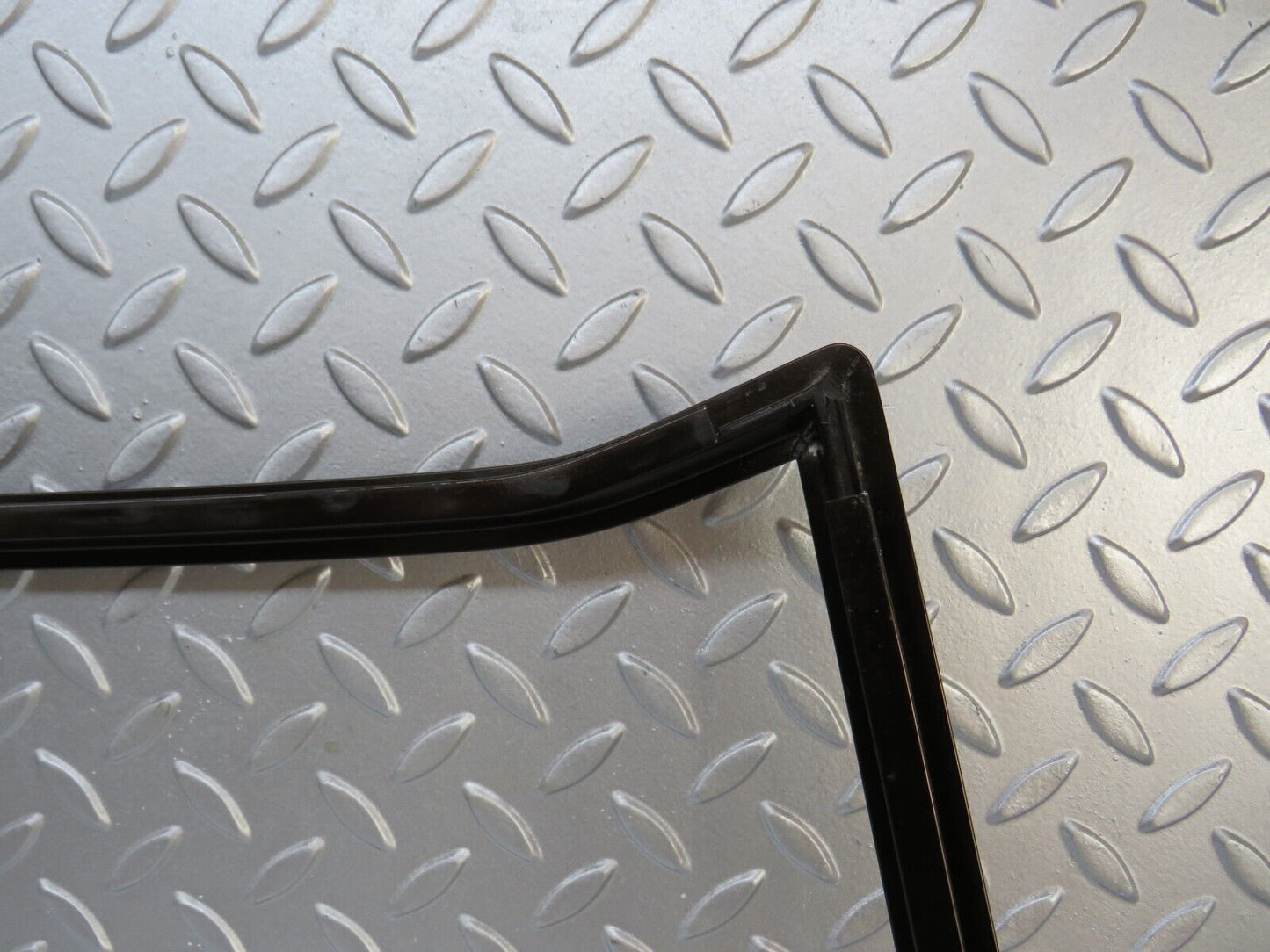36514 Mercedes-Benz W201 190E Rear Windscreen Frame