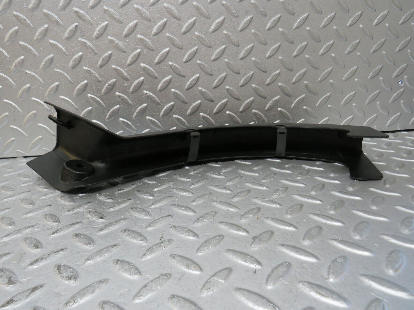 35212 Mercedes-Benz W221 Trunk Lid Hinge Cover Pair 2216930217 2216930117