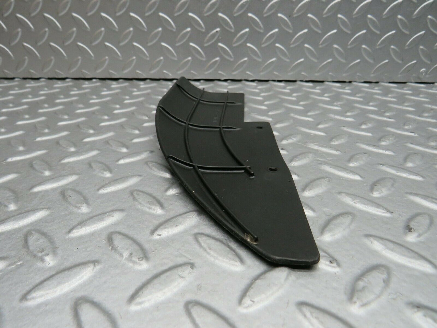 22299 Mercedes-Benz S123 280TE Rear Right Fender Wing Splash Guard 1236821171