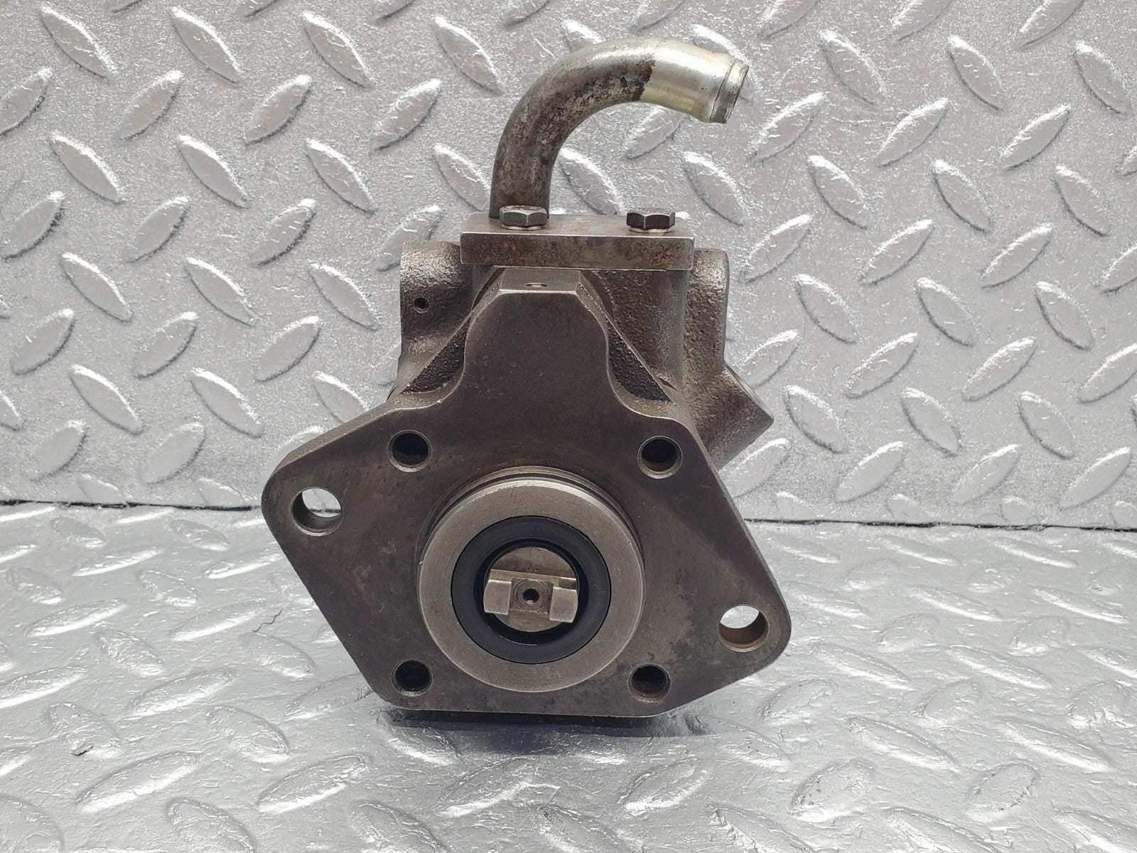 W112 power steering pump used OEM