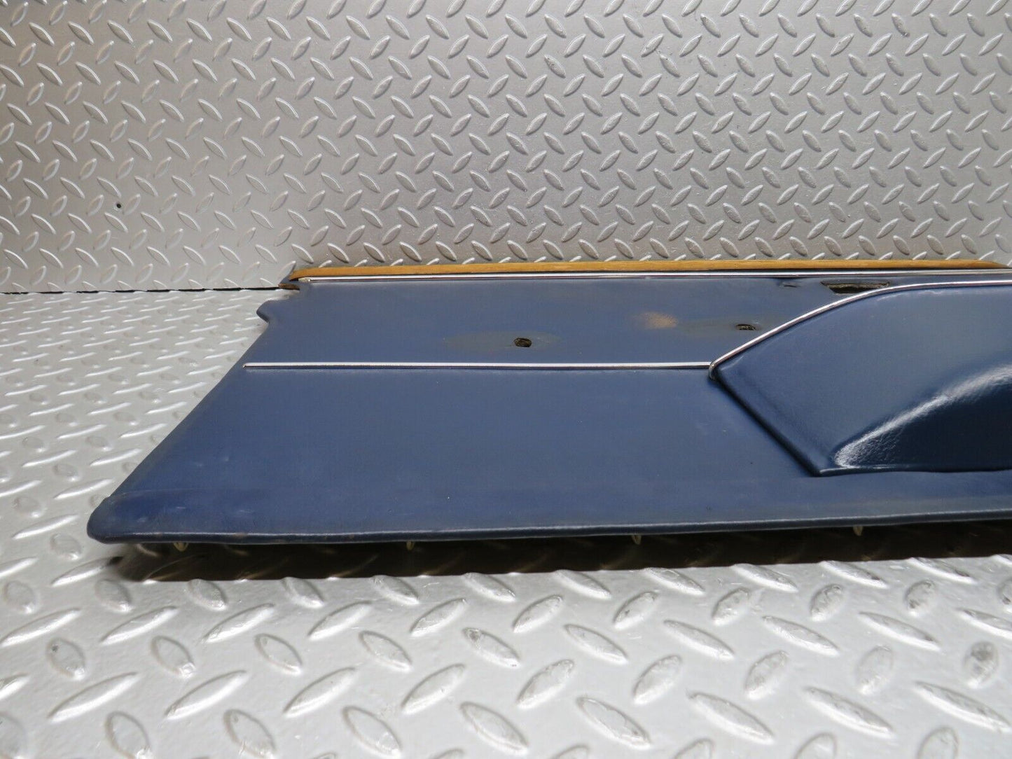 37286 Mercedes-Benz W109 300SEL Front Left Door Card Blue