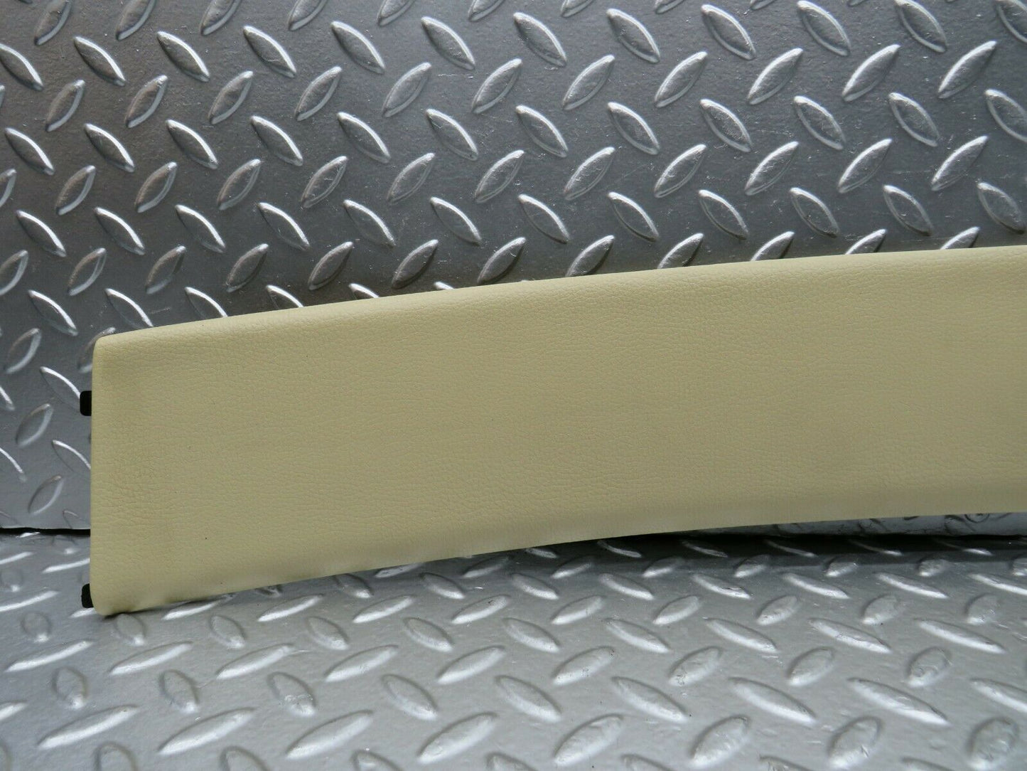 22662 Mercedes-Benz C107 450SLC Coupe Rear Headlining Roof Panel Cream