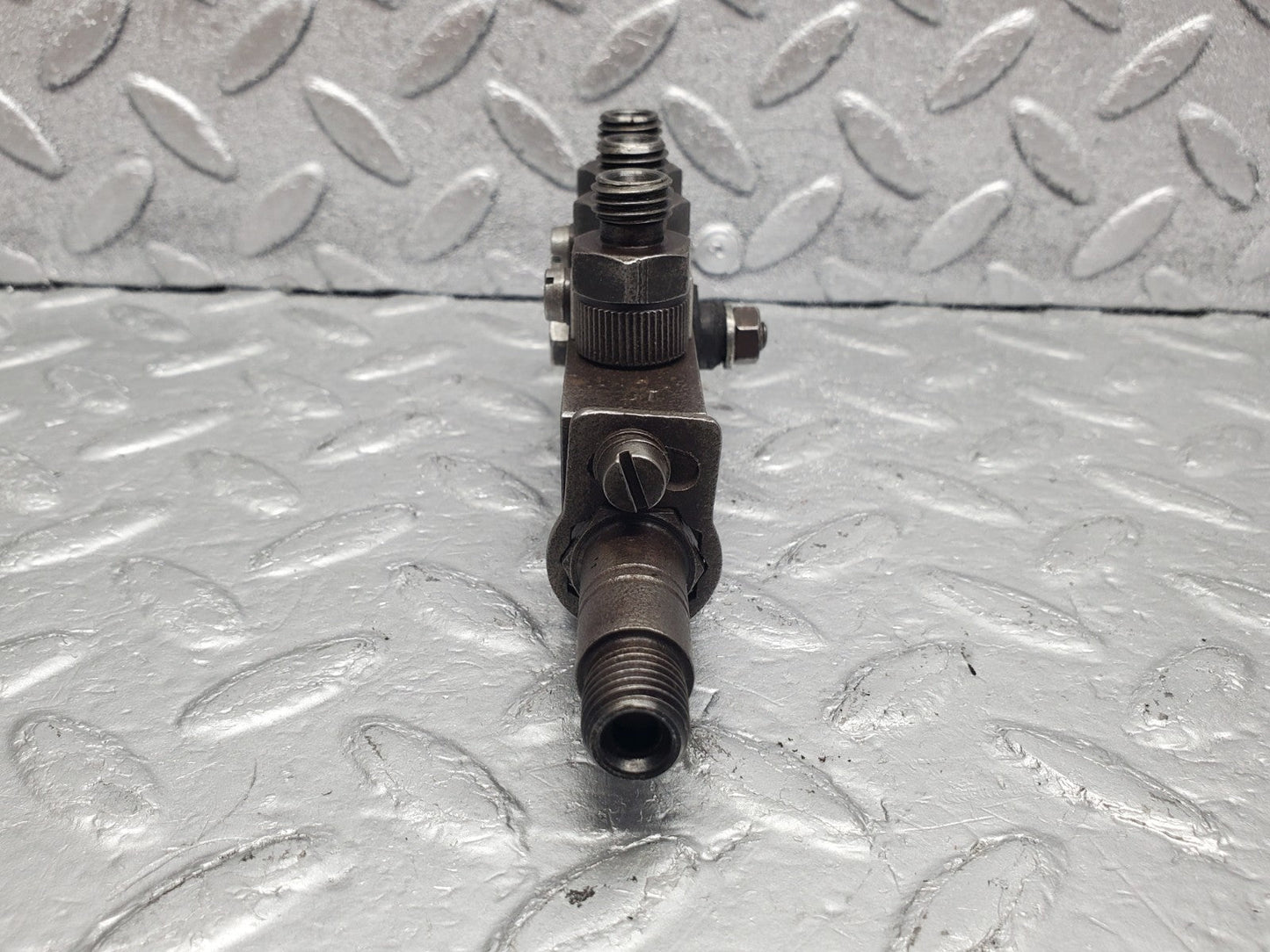 W112 injection distributor block used OEM