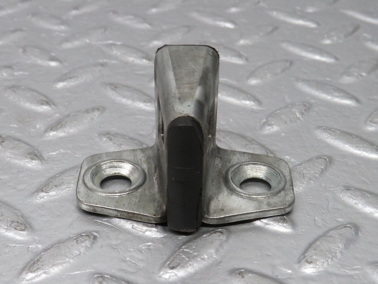 38859 Mercedes-Benz W201 190E 2.6L Door Lock Latch