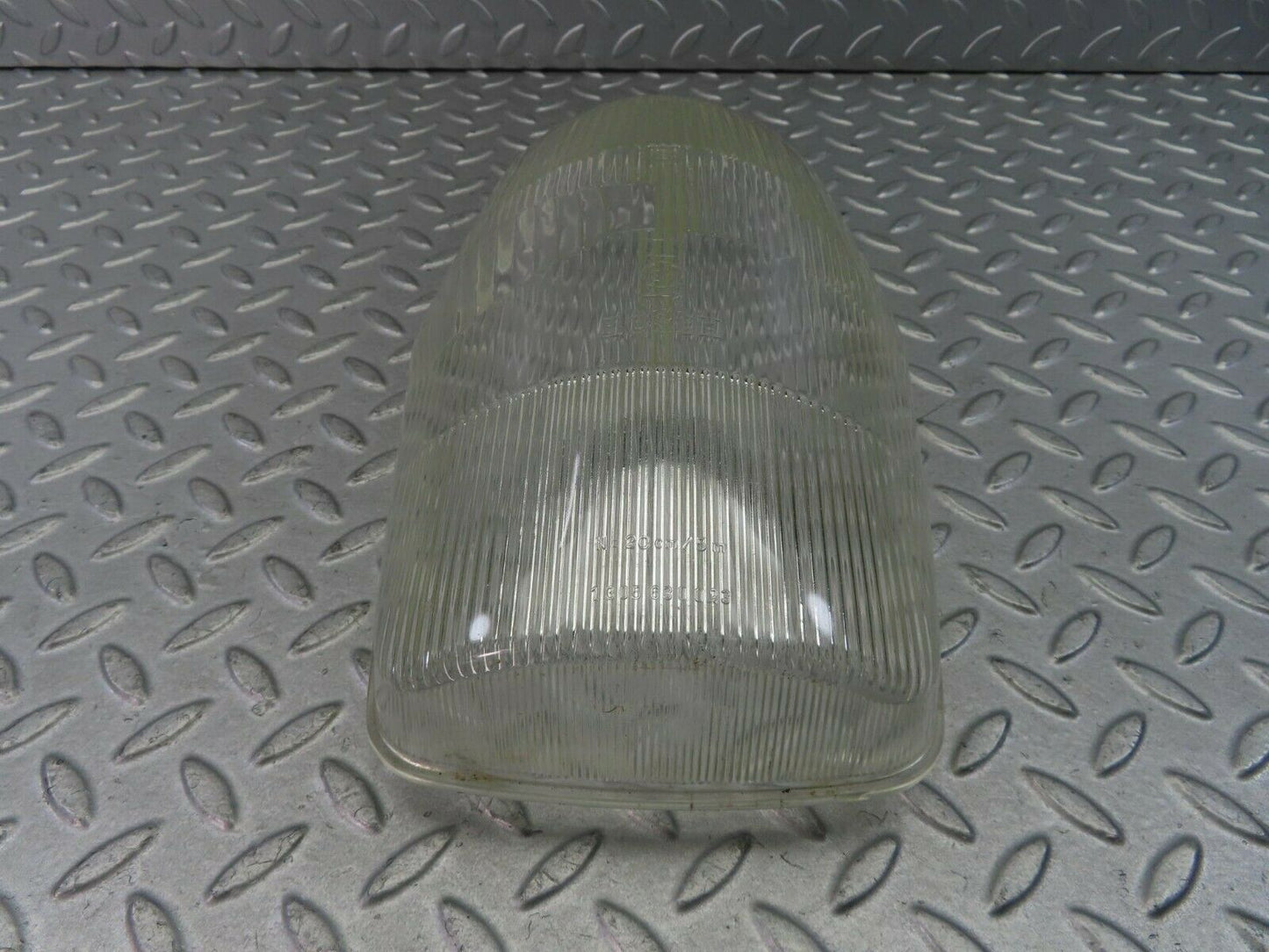 8601 Mercedes-Benz W108 Headlight Lens 1305630023