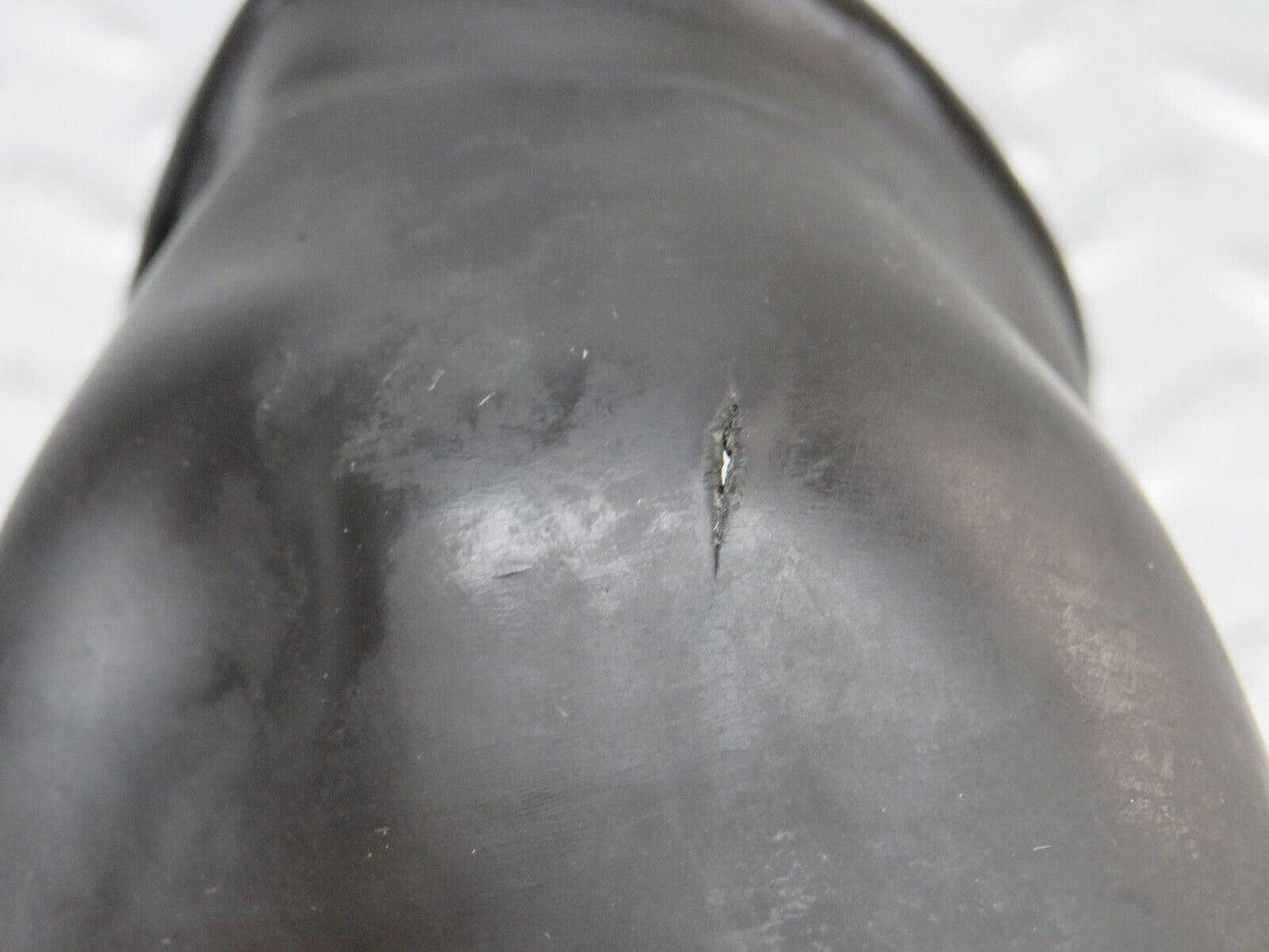 40561 Mercedes-Benz W123 300D Air Duct Hose Rubber 1238320988