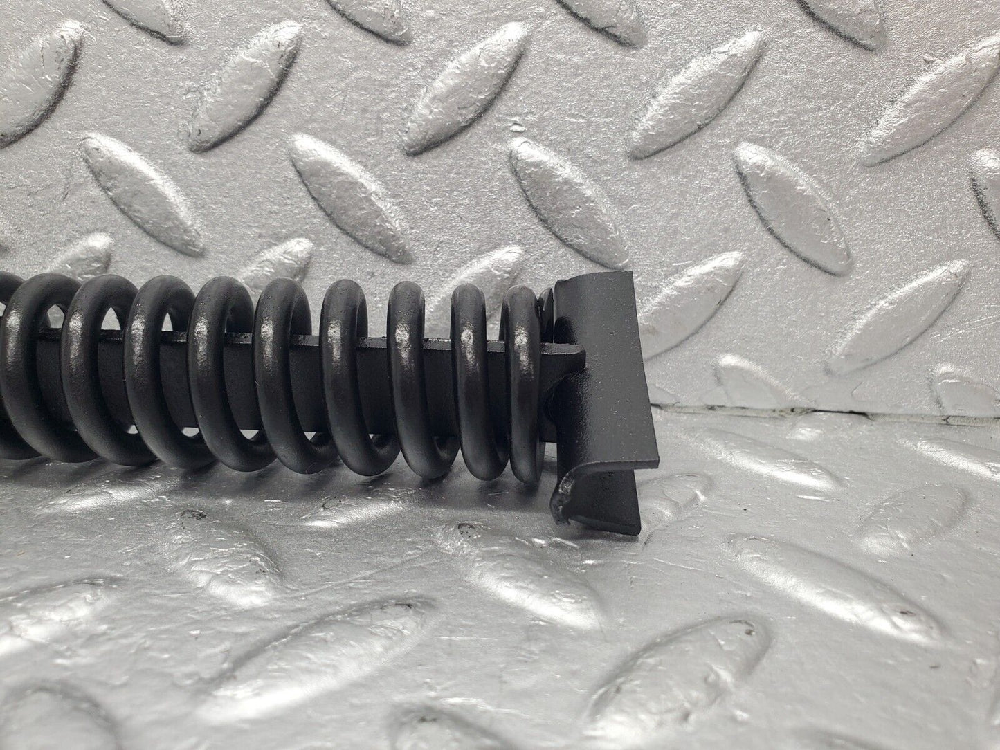 46131 Mercedes-Benz W105 PONTON Trunk Lid Hinge Spring