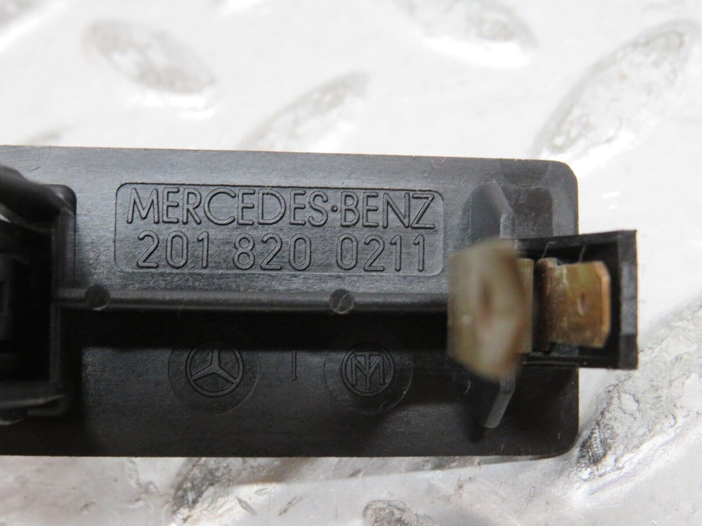 28818 Mercedes-Benz W123 230E Trunk Boot Light Switch 2018200211