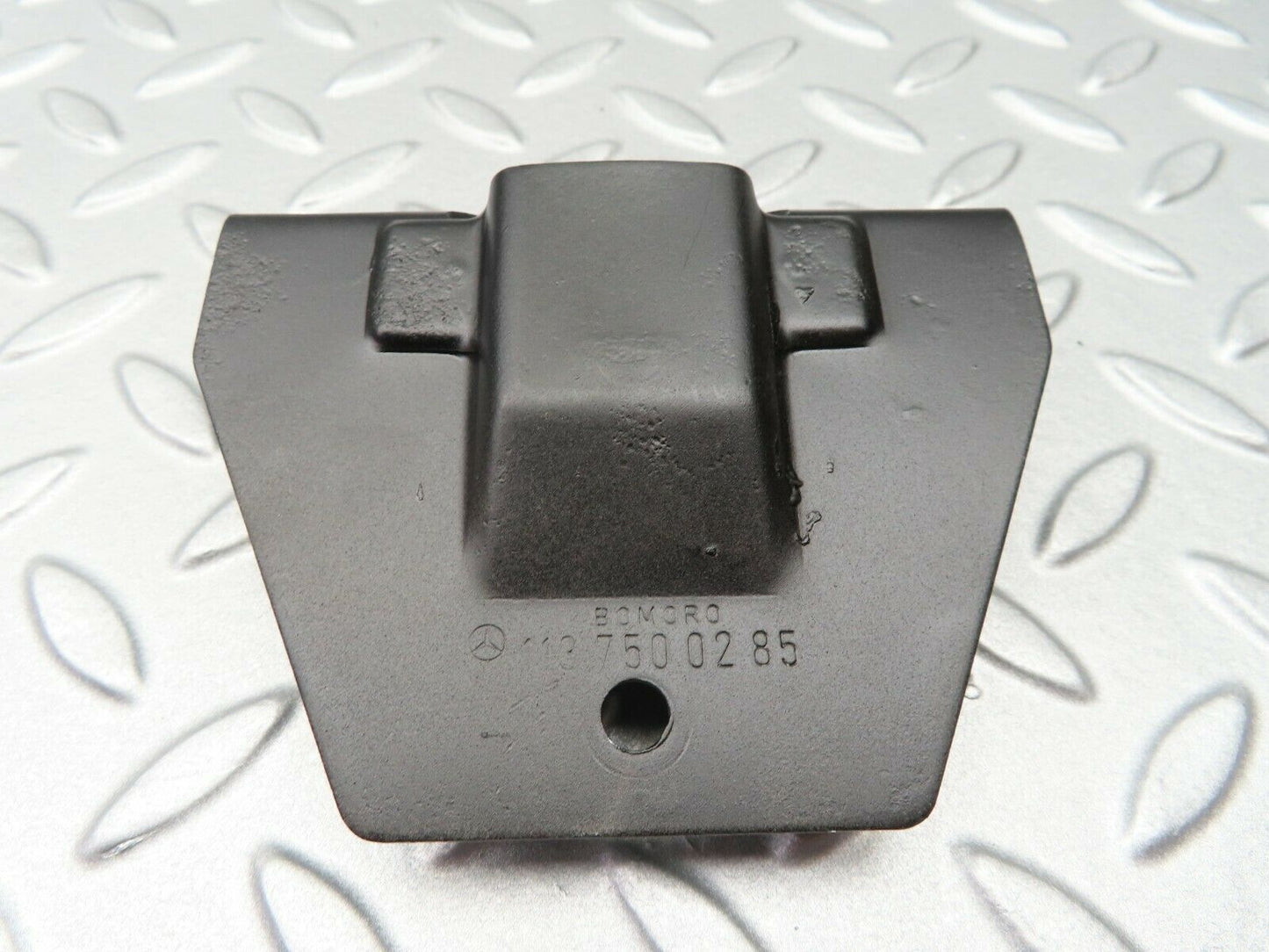 5173 Mercedes-Benz R107 350SL Coupe Trunk Boot Lock Latch 1137500285