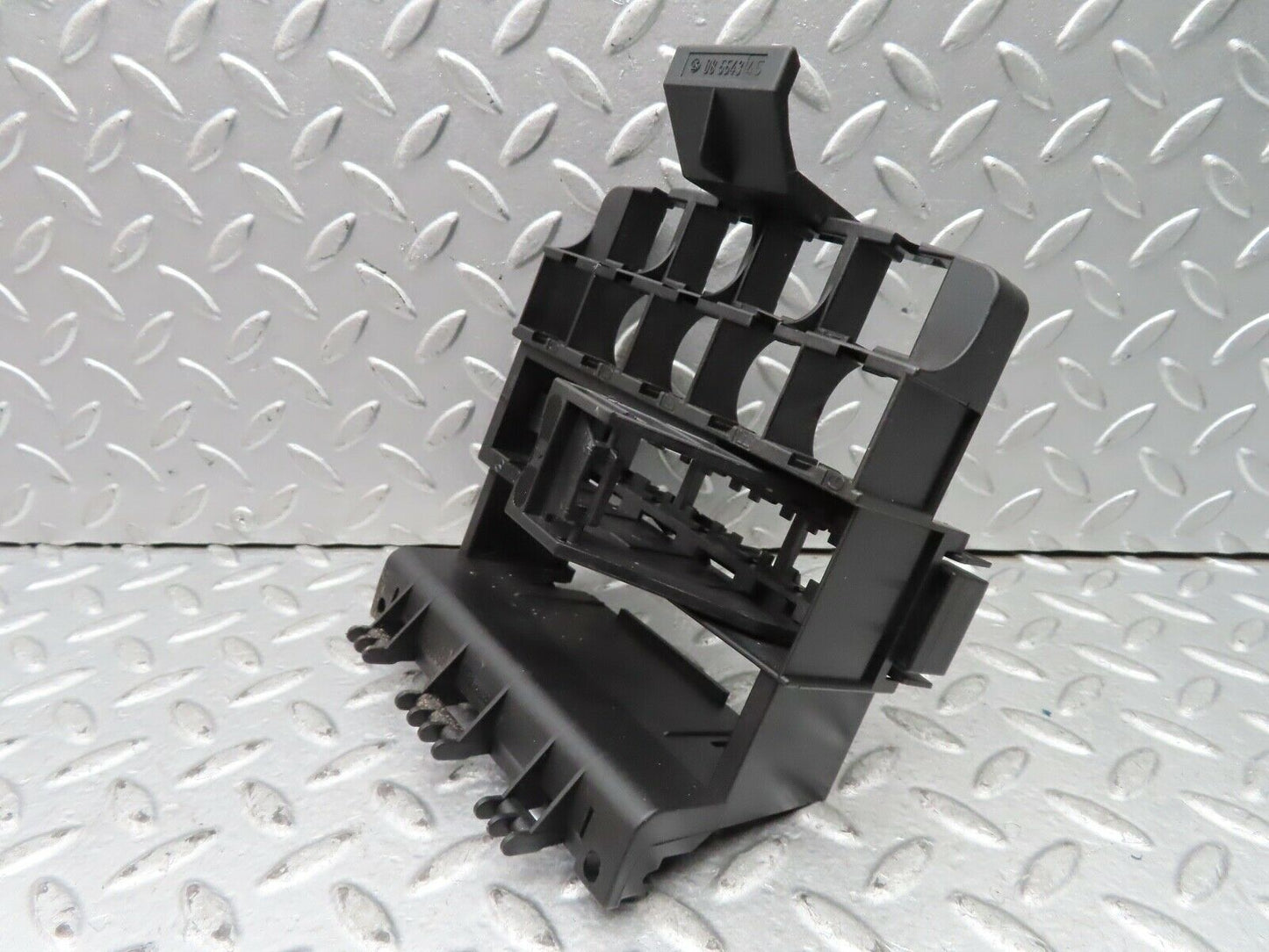 19686 Mercedes-Benz C140 CL420 Coupe Relay Bracket 1405456440