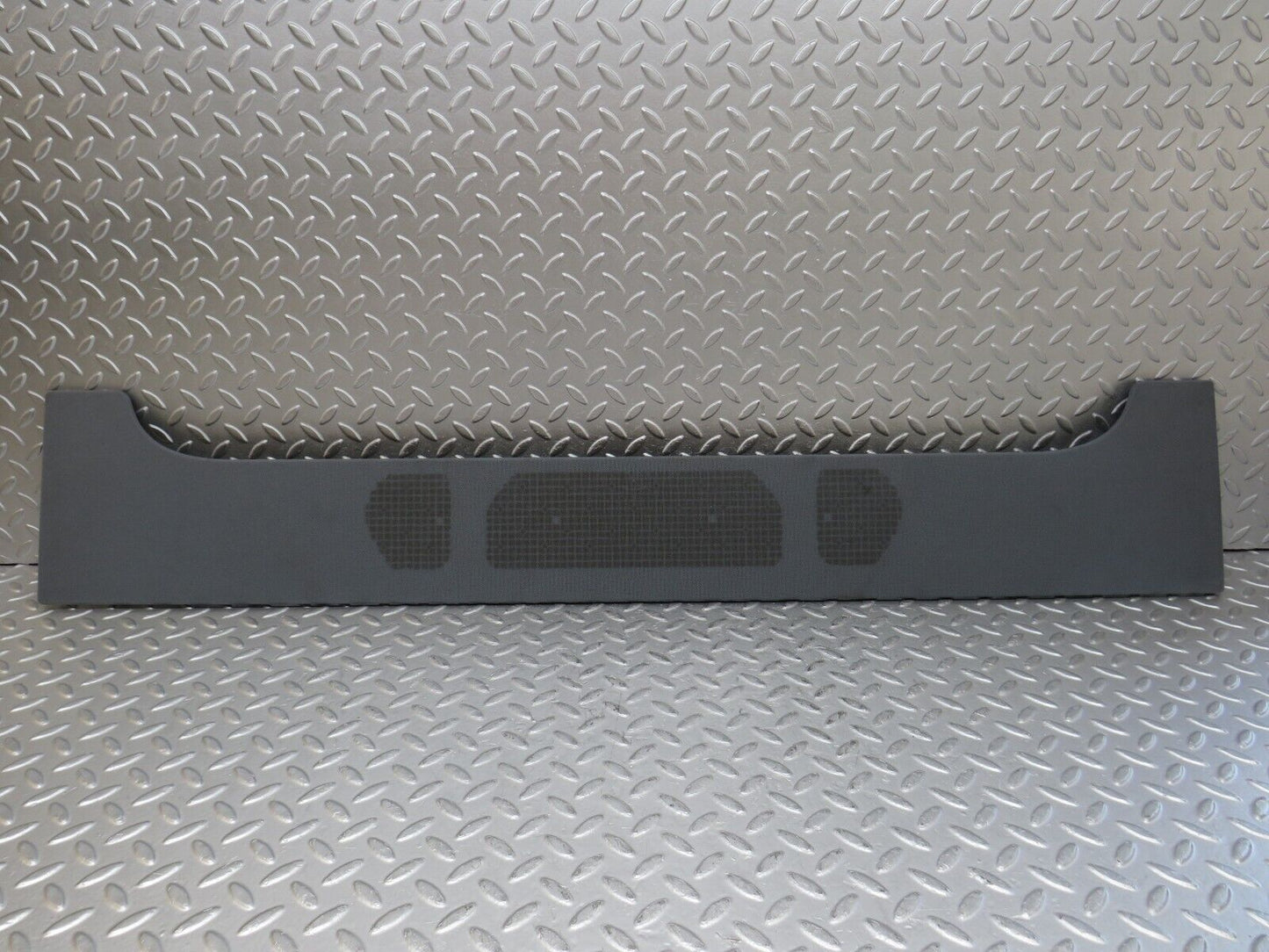 35111 Mercedes-Benz W221 Parcel Shelf Speaker Cover Trim 2216901430