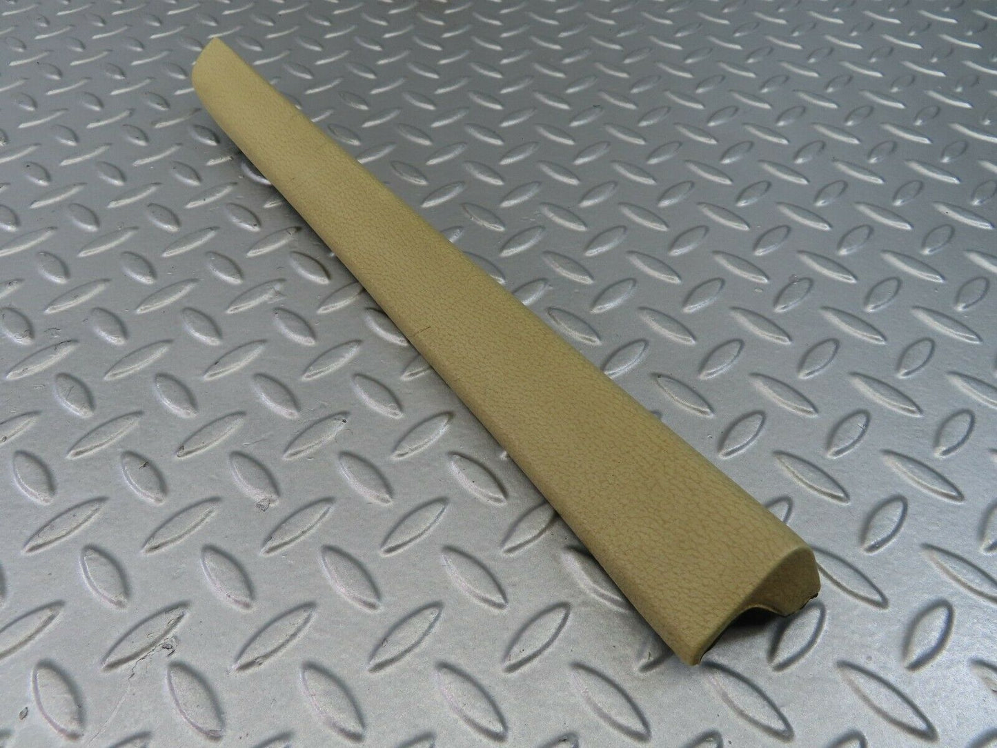 7233 Mercedes-Benz W116 450SE Rear Right Door Interior Trim