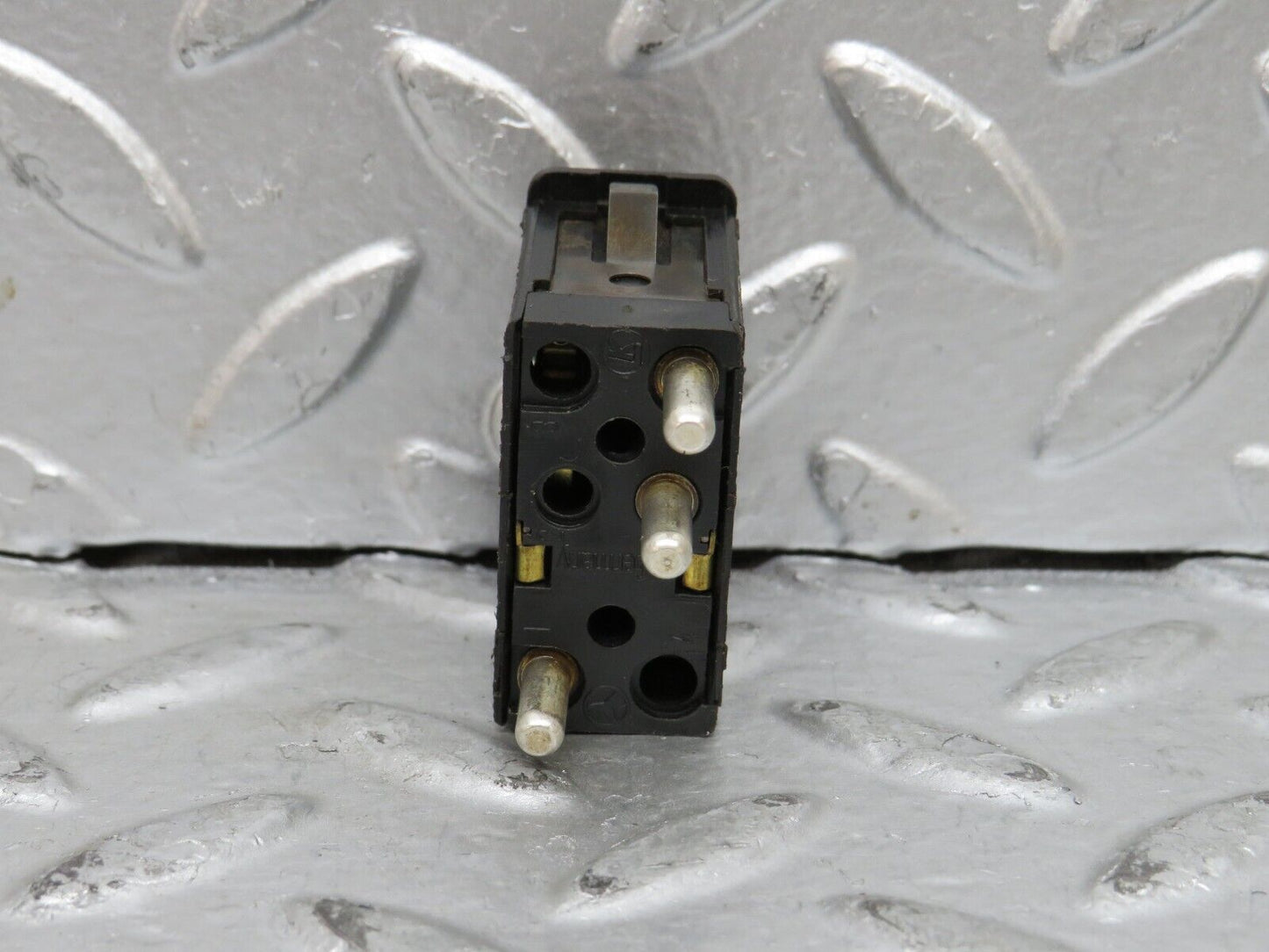 28322 Mercedes-Benz S123 240D Wagon Rear Wiper Control Switch 0018203410