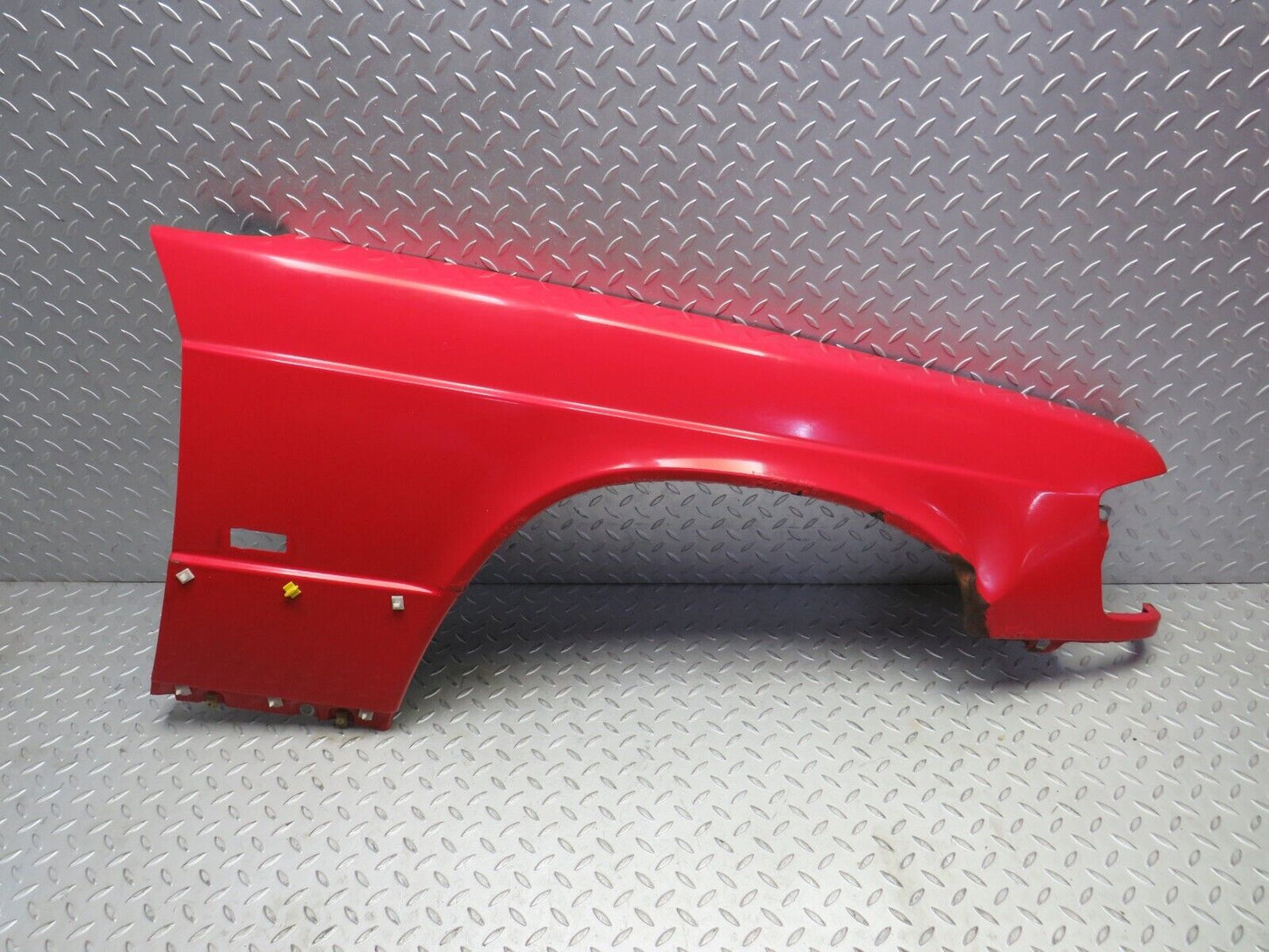 38745 Mercedes-Benz W201 190E 2.6L Front Right Wing Fender