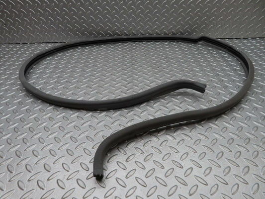 16370 Mercedes-Benz W124 260E Front Right Cloth Covered Door Seal Grey