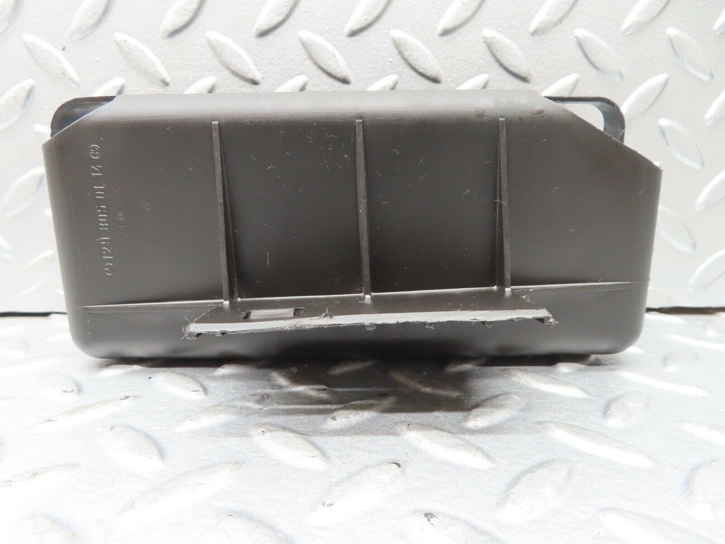 17264 Mercedes-Benz R129 300SL Coupe Central Locking Vacuum Pump Bracket